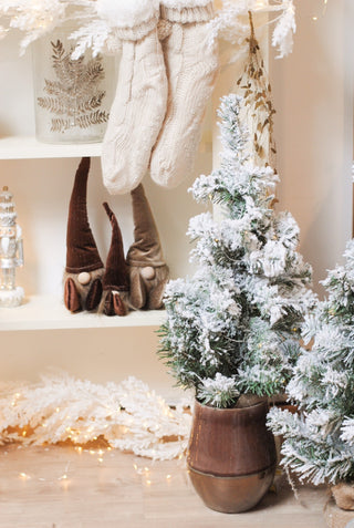 SNOWY CHRISTMAS TREE (60cm) WITH LIGHT