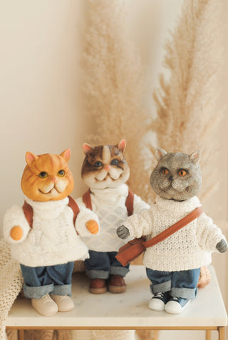 Cat in Sweater Grey