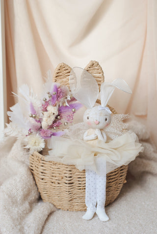 SITTING BUNBUN WITH TUTU