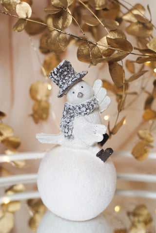 Birdie on Snowball w/ Light I