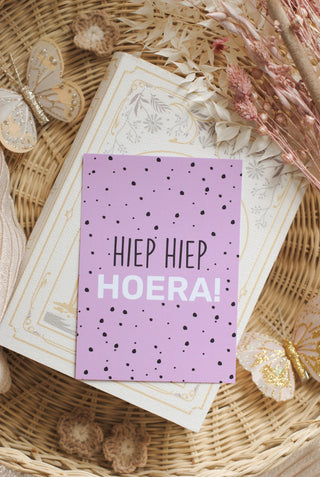 HIEP HIEP HOERA! - ANSICHTKAART