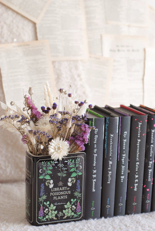 Library of Plants - Book Vase & Dried Flowers