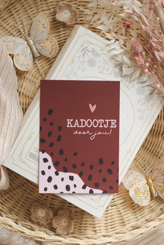 KADOOTJE VOOR JOU! - ANSICHTKAART