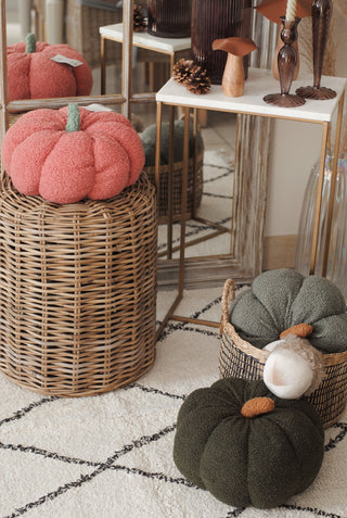 Bouclé Pumpkin Pillow - Blush Pink