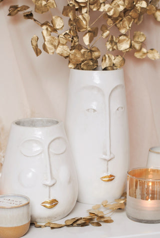 LIPPY VASE - MEDIUM