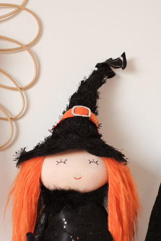 Standing Witch (60cm)