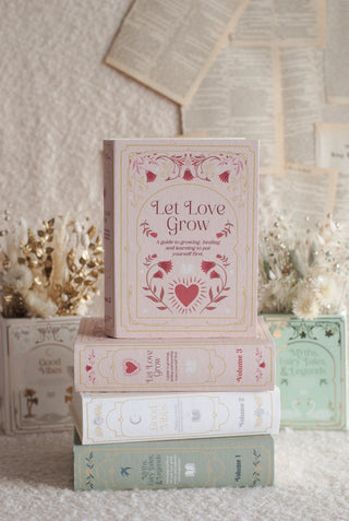 Flowers & Hearts - Book Storage Box