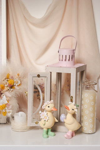 Daisy Tube Candle