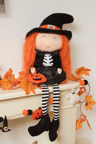 Sitting Witch (60cm)