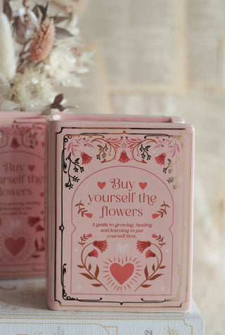 Flowers & Hearts - Book Vase