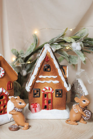Gingerbread Candy House - with Gift