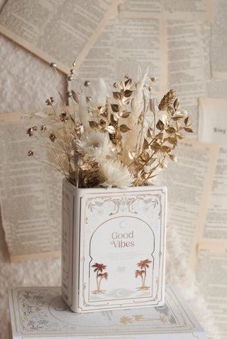 White & Gold - Book Vase & Dried Flowers