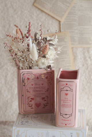 Flowers & Hearts - Book Vase