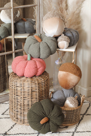 Bouclé Pumpkin Pillow - Blush Pink