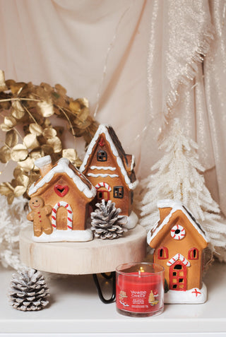 Gingerbread Candy House - with Tree