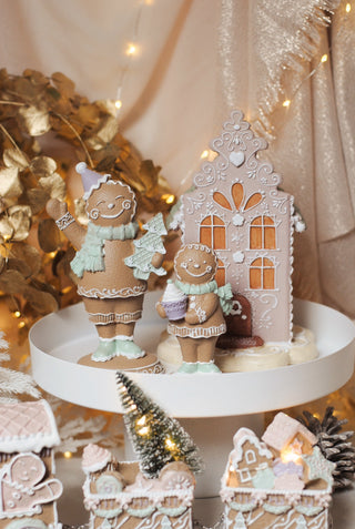 Gingerbread with Cupcake