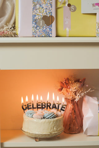 De B&B 7-Day Birthday Week Calendar