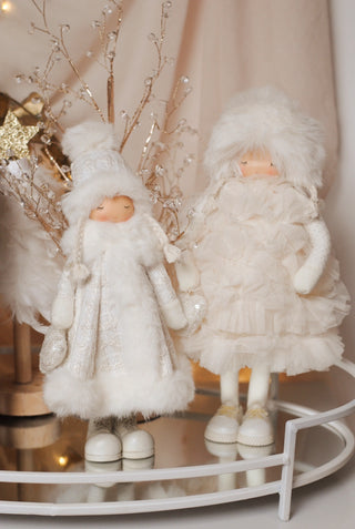Winter Sister with Stunning Outfit II