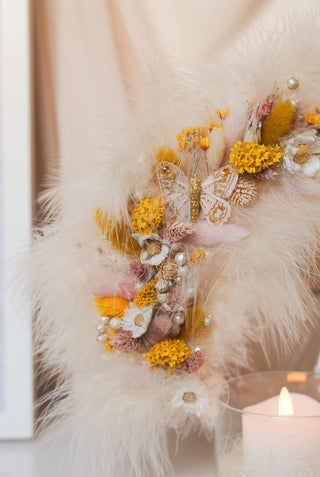 Glass Flower Wreath with Led Candle I