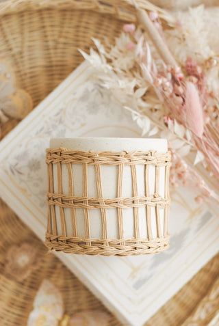 SPECKLED WHITE & WOVEN PLANTER