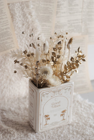 White & Gold - Book Vase & Dried Flowers