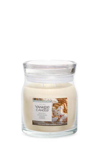 Yankee Candle - Baking Memories Medium Jar