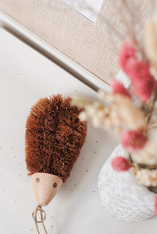 HEDGEHOG WASHING BRUSH