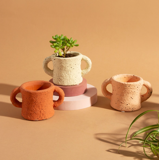 HANDLE PLANTER - SMALL IN PEACH